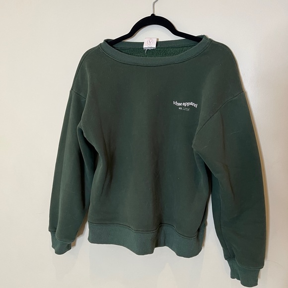 Green Vitae Apparal Sweater - Size Small - Picture 2 of 5